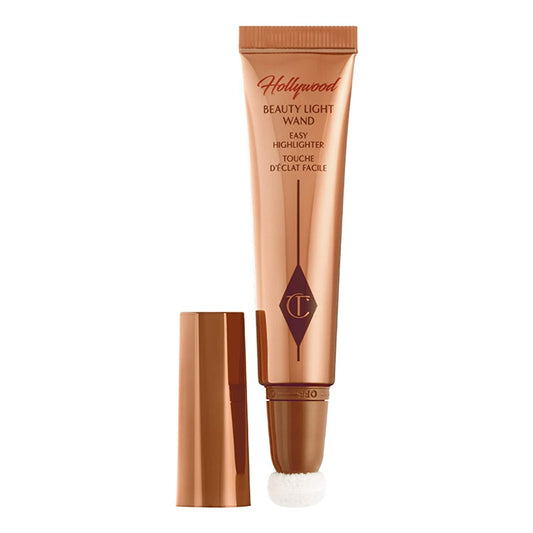 CHARLOTTE TILBURY
Beauty Light Wand
Illuminante Liquido